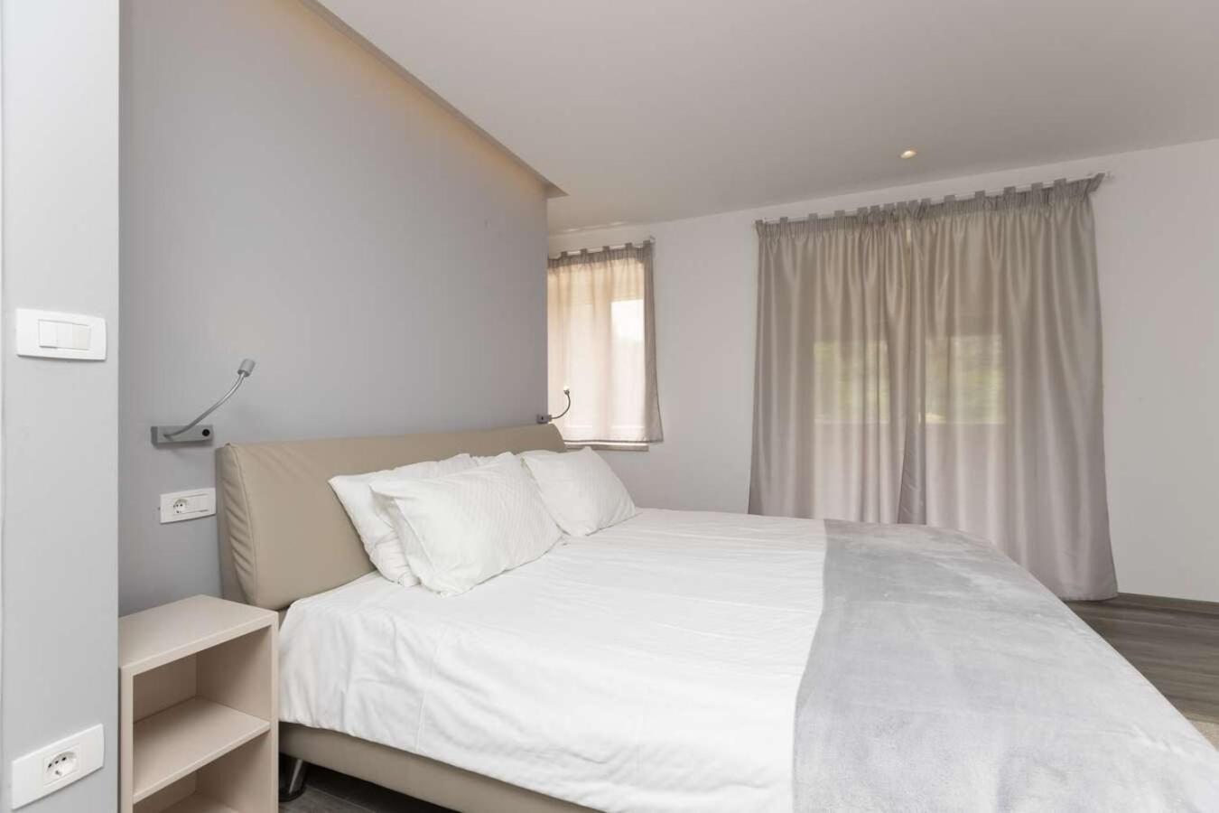 פאזין Villa Viscum In Central Istria For 8 Persons With Large Garden - Pet Friendly מראה חיצוני תמונה