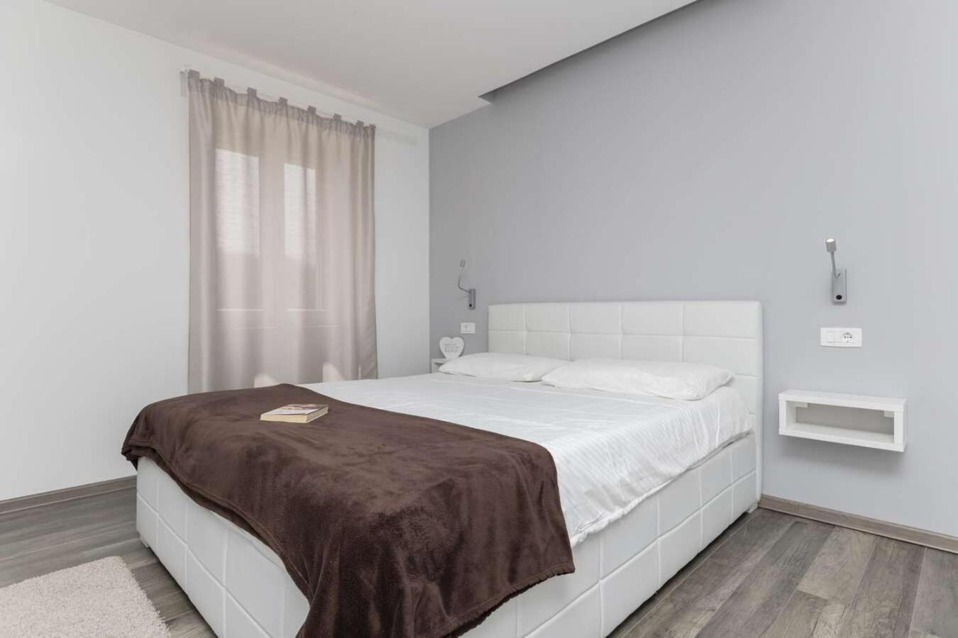 פאזין Villa Viscum In Central Istria For 8 Persons With Large Garden - Pet Friendly מראה חיצוני תמונה