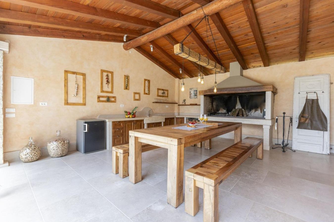פאזין Villa Viscum In Central Istria For 8 Persons With Large Garden - Pet Friendly מראה חיצוני תמונה