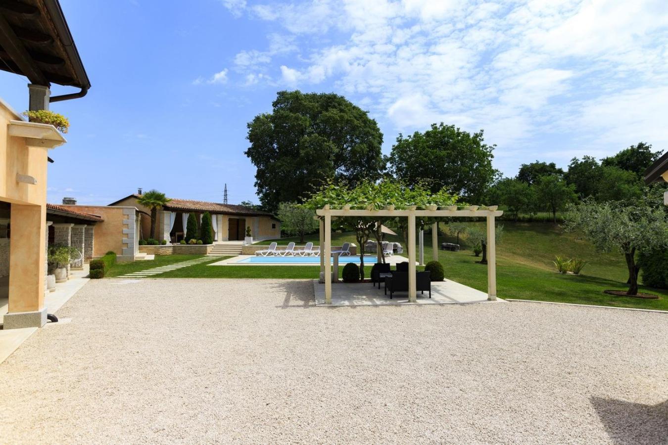 פאזין Villa Viscum In Central Istria For 8 Persons With Large Garden - Pet Friendly מראה חיצוני תמונה
