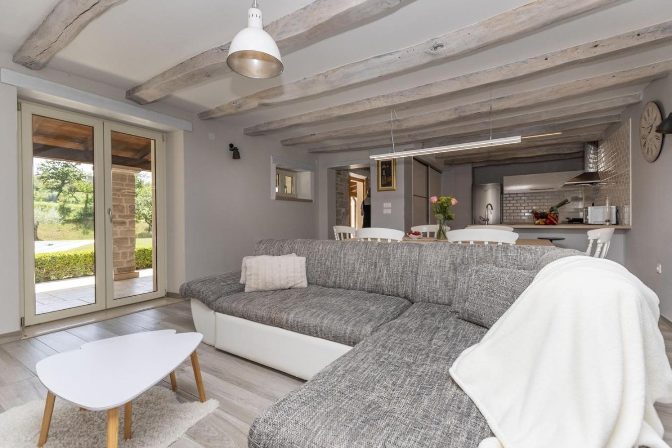 פאזין Villa Viscum In Central Istria For 8 Persons With Large Garden - Pet Friendly מראה חיצוני תמונה