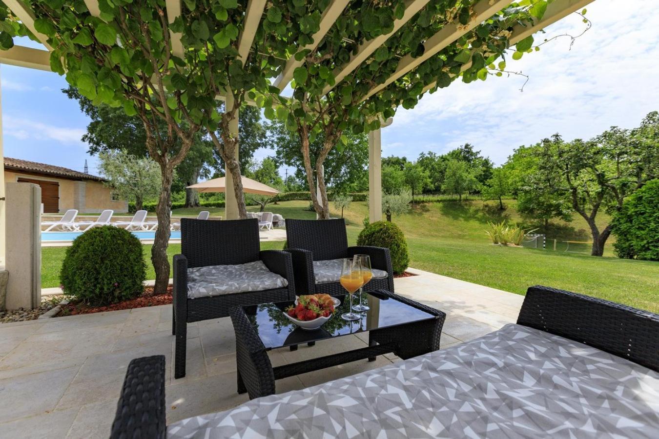 פאזין Villa Viscum In Central Istria For 8 Persons With Large Garden - Pet Friendly מראה חיצוני תמונה