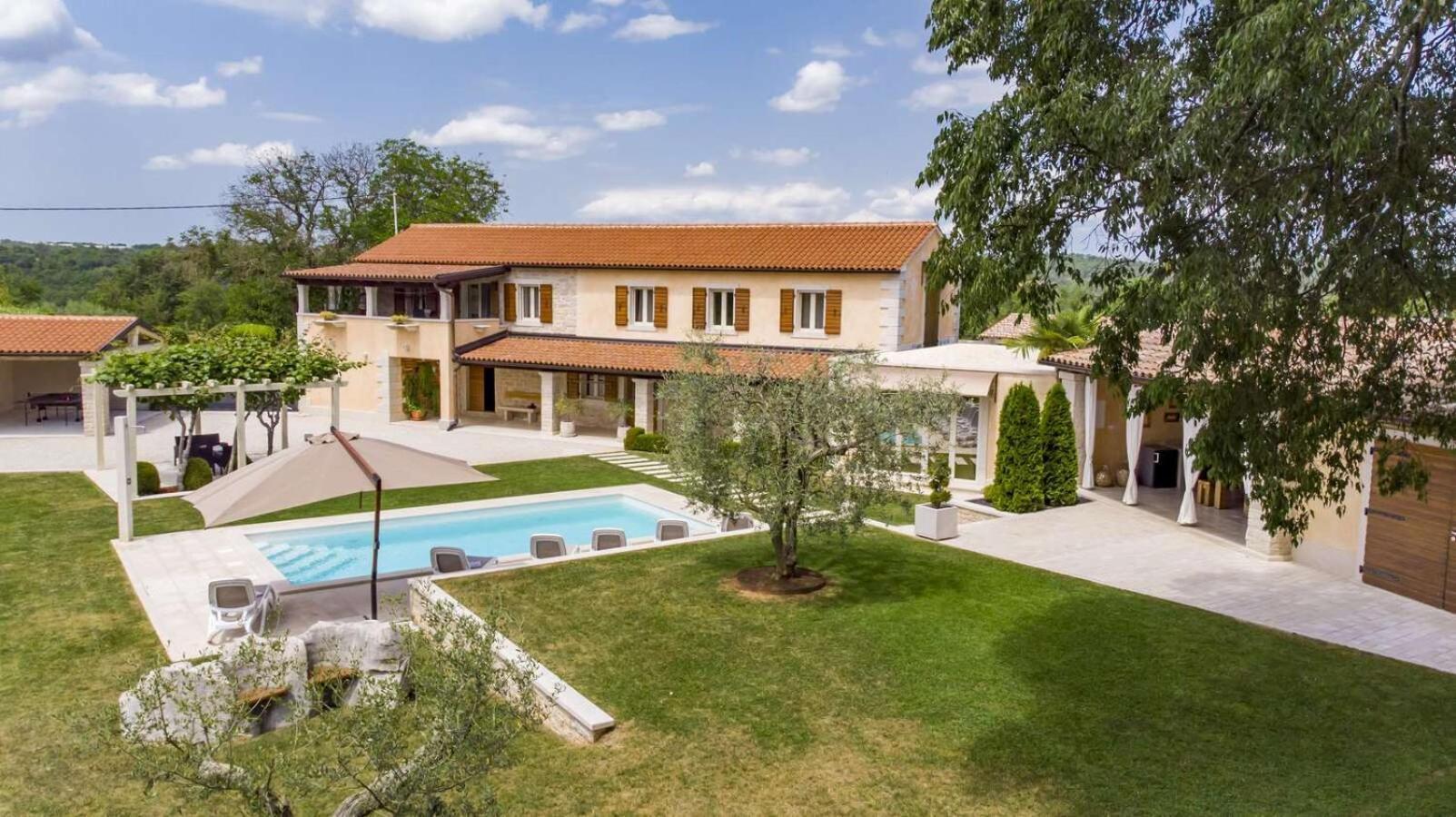 פאזין Villa Viscum In Central Istria For 8 Persons With Large Garden - Pet Friendly מראה חיצוני תמונה